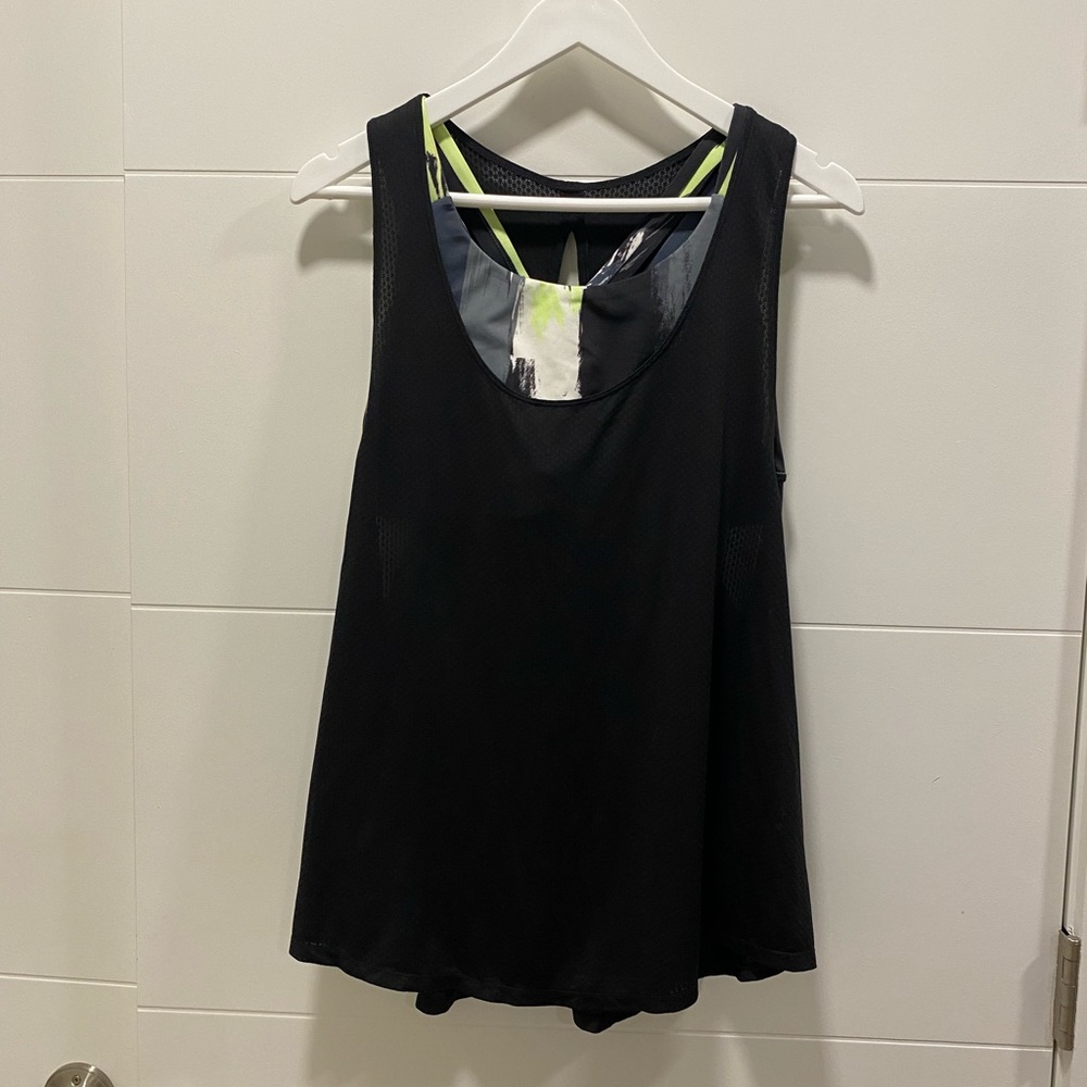 MTS sport breathable tank with built in sports bra. Black and lime green. Size L